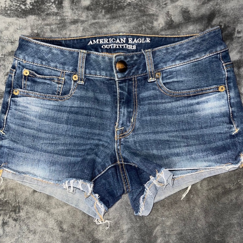 American Eagle shortie